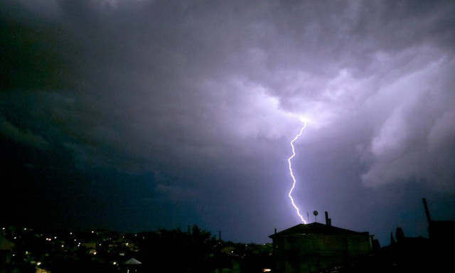 Κακοκαιρία «Αθηνά»: Επείγον μήνυμα της Πολιτικής Προστασίας για Κέρκυρα και Κεφαλονιά