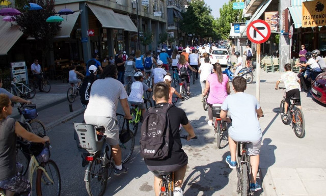 Κορονοϊός: Στο «κόκκινο» Σέρρες και Καρδίτσα - Πώς διαμορφώνεται ο επιδημιολογικός χάρτης της χώρας