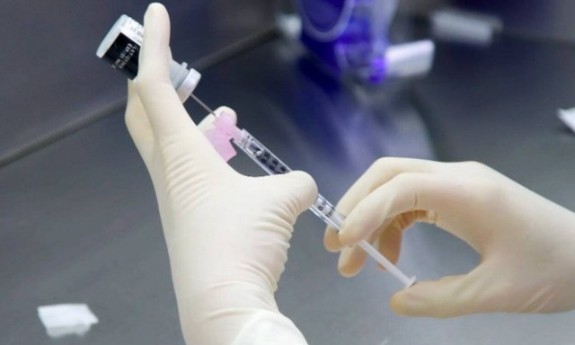 Ιστορική στιγμή: Ο ΠΟΥ ενέκρινε το πρώτο εμβόλιο κατά της ελονοσίας