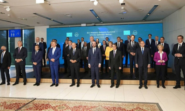 Δυτικά Βαλκάνια: Η Ευρωπαϊκή Ένωση δεν ανοίγει ακόμη την «πόρτα»