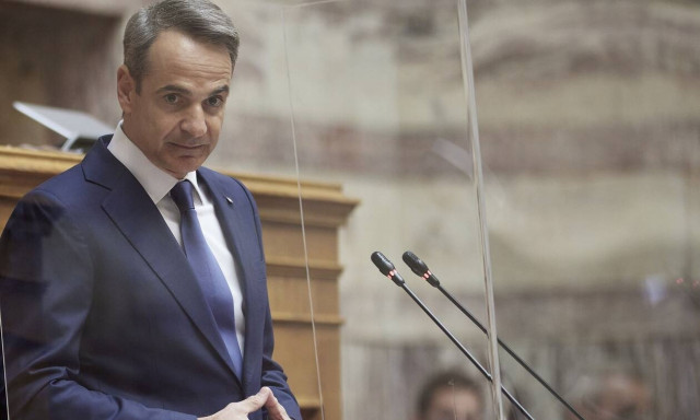 Μητσοτάκης σε Τσίπρα: Πείτε μας αν θα καταγγείλετε την ελληνογαλλική συμφωνία