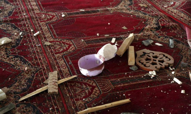 Αφγανιστάν: Έκρηξη σε τζαμί – Πληροφορίες για δεκάδες νεκρούς (πολύ σκληρές εικόνες)