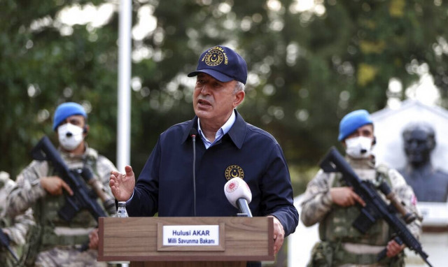 Χουλουσί Ακάρ