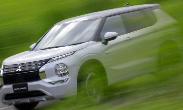 To νέο Mitsubishi Outlander PHEV θα έχει πολύ εξελιγμένη τετρακίνηση