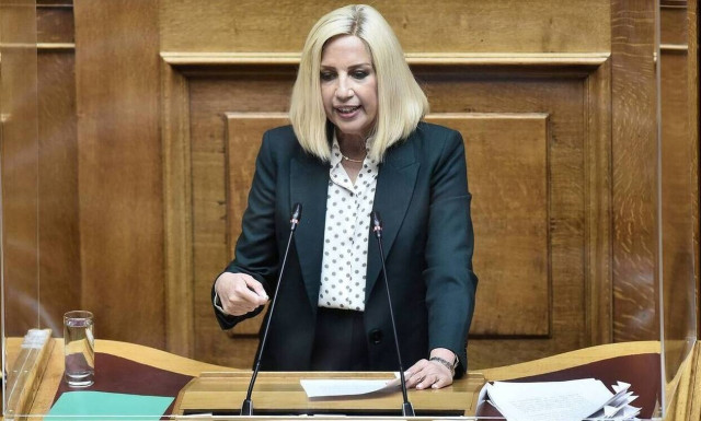 Gennimata stresses need for immediately addressing the issue of price hikes