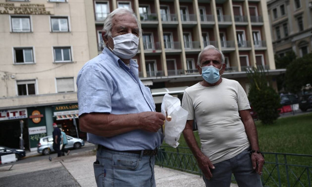 Ποιοι πάνε ταμείο την επόμενη εβδομάδα - Όλες οι πληρωμές