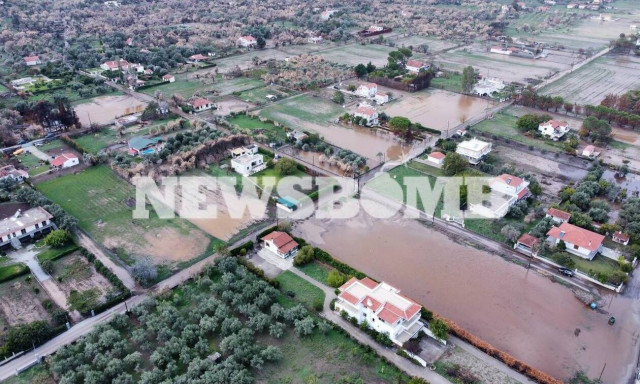 Κακοκαιρία: Αγωνία για νέες καταστροφές στην Εύβοια - Η λάσπη κάλυψε τα πάντα στα καμμένα