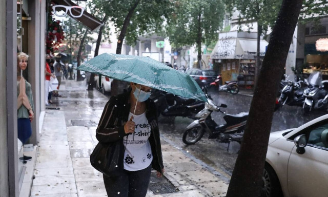 Καιρός: Κλοιός κακοκαιρίας μέχρι την Κυριακή – Γιατί μπορεί να πλησιάσει σε ένταση τον «Ιανό»