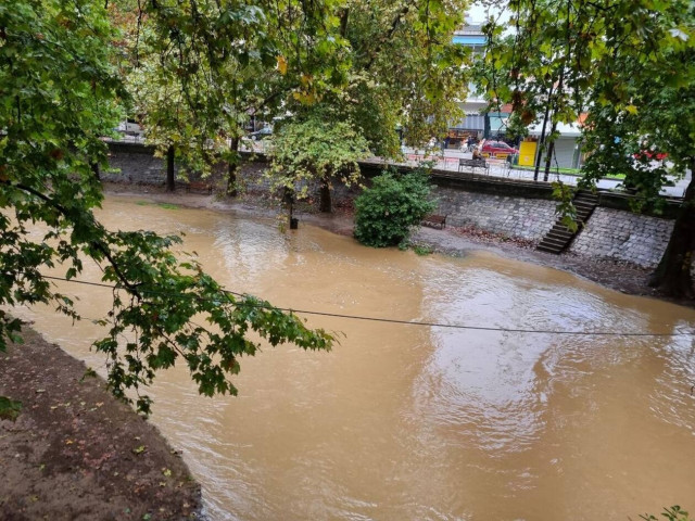 Δοκιμάζονται οι αντοχές του Ληθαίου ποταμού στα Τρίκαλα (pics)