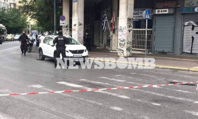 Καταδίωξη στην Αθήνα: Η στιγμή που ο 35χρονος εμβολίζει τις μοτοσυκλέτες της ΕΛΑΣ