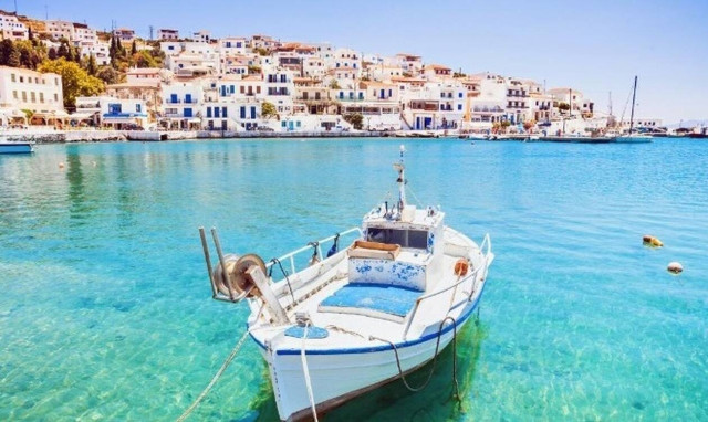 Τουρισμός: «Ύμνοι» για την Ελλάδα - «Θα μπορούσε να αποτελέσει και για άλλες χώρες σημείο αναφοράς»