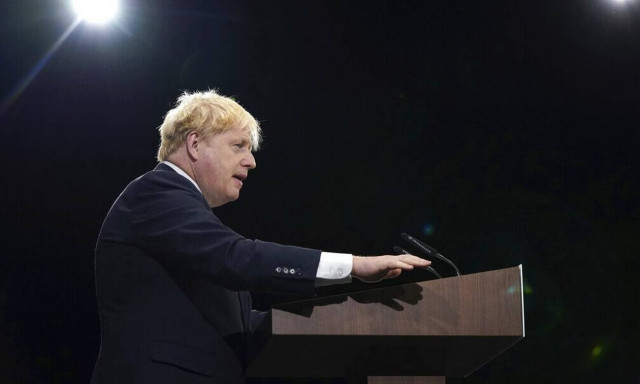 Έκθεση - κόλαφος για Τζόνσον: «Αποτυχία» η αρχική αντίδραση στην πανδημία