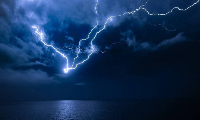 Καιρός «Μπάλλος»: Προειδοποίηση για επικίνδυνα καιρικά φαινόμενα στην Κρήτη από την Πέμπτη (14/10)