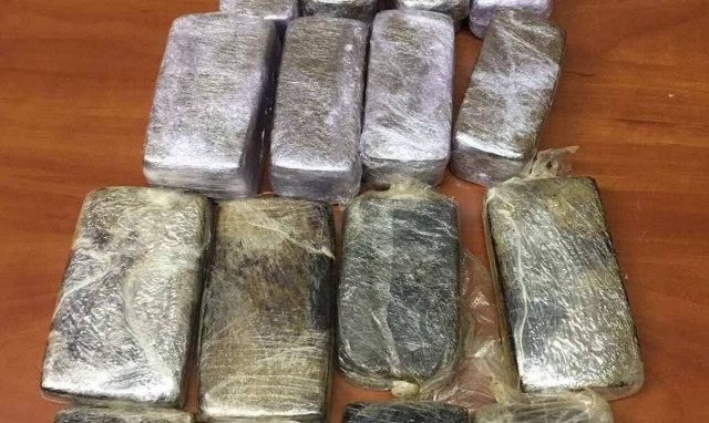 Νίκαια: Μυστήριο με αυτοκίνητο - «αποθήκη» ναρκωτικών