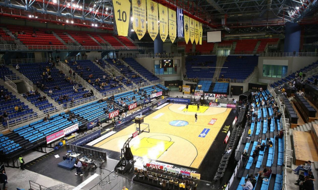 AEK: «Μπάζει» νερά το νέο γήπεδο! Καταστράφηκε ήδη ένα παρκέ στα Άνω Λιόσια (video)