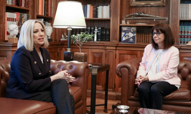 Φώφη Γεννηματά: «Είναι μαχήτρια και το έχει αποδείξει» το μήνυμα της Σακελλαροπούλου