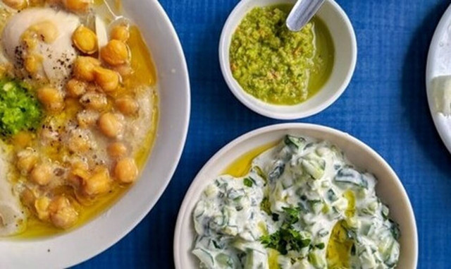 Κάτι καλό ξεκινάει από τα πιάτα μας και αναδίδει το κρυμμένο πάθος μας για την παράδοση