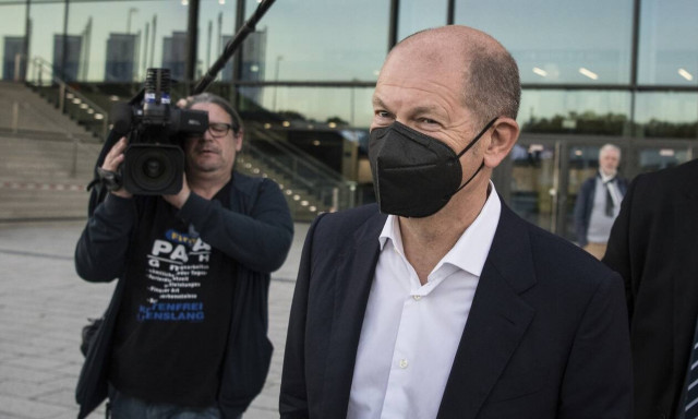 Σολτς: Θα έχουμε κυβέρνηση φωτεινού σηματοδότη πριν από τα Χριστούγεννα