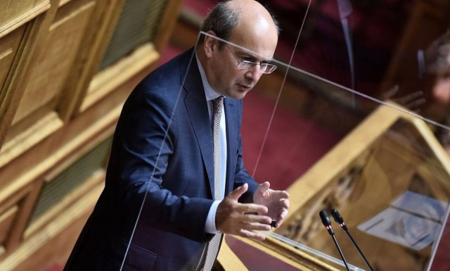 Χατζηδάκης: Θα πληρωθούν οι 444 συντάξεις χηρείας ΝΑΤ - Τι ανέφερε για ΕΦΚΑ και ΔΕΗ