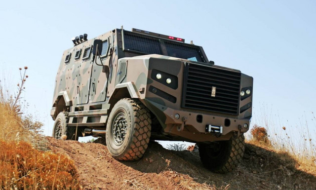 HOPLITE 4x4: Το ελληνικό στρατιωτικό θωρακισμένο που φτιάχνεται στην Θεσσαλονίκη