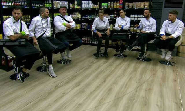 Top Chef: Η αποχώρηση της εβδομάδας γεμάτη συγκίνηση και δάκρυα