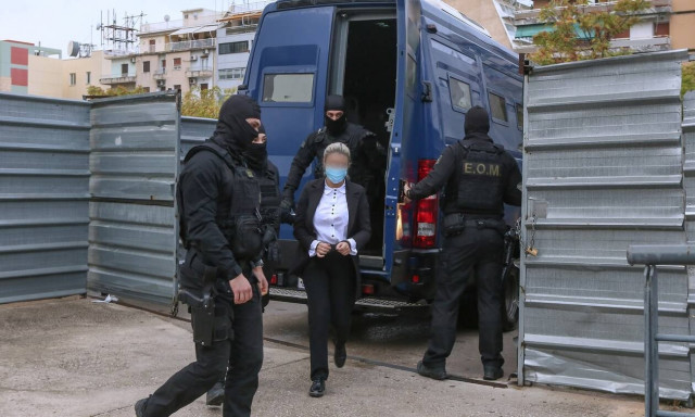 Η Έφη Κακαράντζουλα