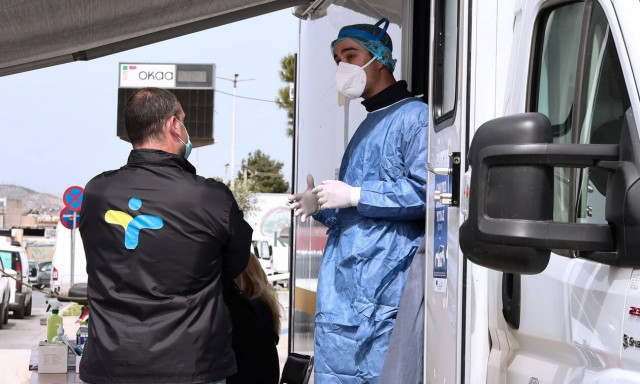 Rapid test - ΕΟΔΥ: Σε ποια 31 σημεία θα πραγματοποιηθούν έλεγχοι το Σάββατο (16/10)