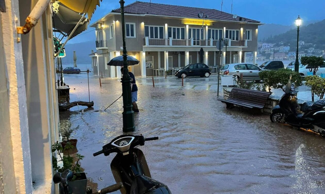 Κακοκαιρία: Σε κατάσταση έκτακτης ανάγκης η Ιθάκη-Έπεσε τόσο νερό όσο σχεδόν σε 1 χρόνο στην Αττική