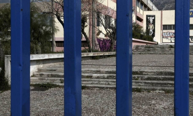 Κακοκαιρία «Μπάλλος»: Κλειστά τα σχολεία σε Κορινθία και στο δήμο Ανατολικής Μάνης στη Λακωνία