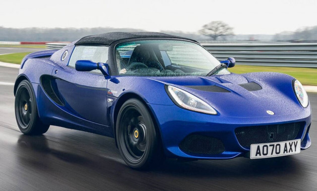 H ηλεκτρική διάδοχος της Lotus Elise θα είναι ελαφριά και καθαρόαιμη