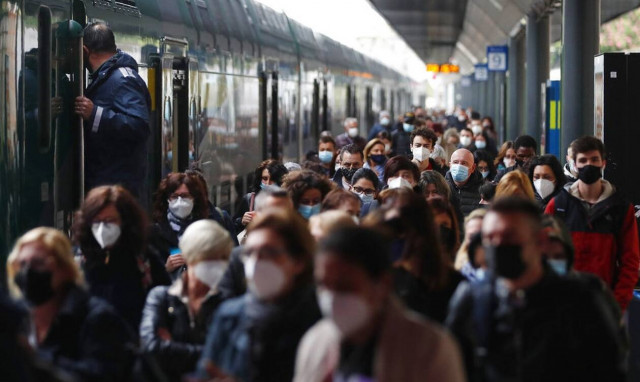 Ιταλία: Μεγάλες ουρές για γρήγορα τεστ κορονοϊού στην Ιταλία