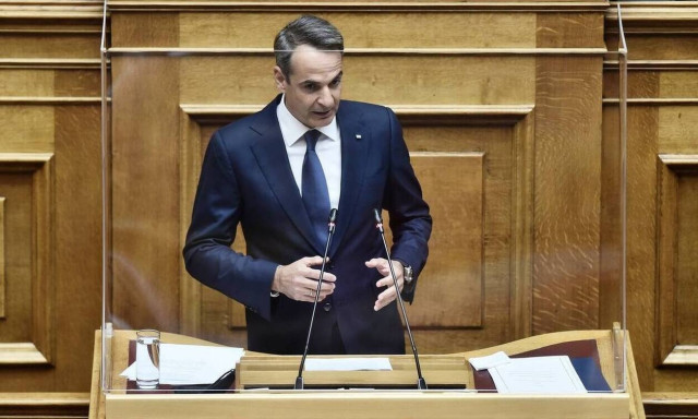 Mitsotakis: Dealing with the pandemic is a gov't priority