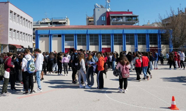 Κορονοϊός: Η προστασία των παιδιών από την COVID-19, η χρήση μάσκας και ο εμβολιασμός