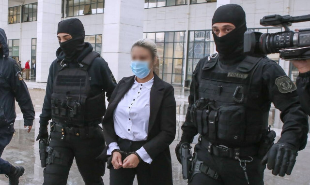 Έφη Κακαράντζουλα: «Κεραυνοί» από συγκρατούμενή της-«Έλεγε μόνο «μου γύρισε το κεφάλι και το έκανα»