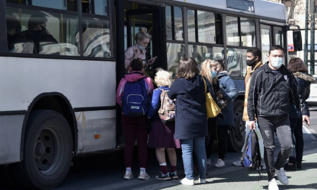 Σαρηγιάννης στο Newsbomb.gr: Αυξητική η τάση στα κρούσματα – Θα φτάσουμε 5.000 τον Νοέμβριο
