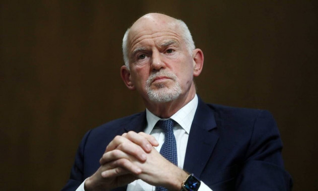 Kλείστε τον Γιωργάκη στην ντουλάπα!