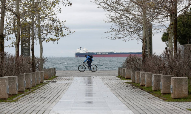 Κλειστή για 4 ημέρες λόγω εργασιών ασφαλτόστρωσης η παραλιακή Λεωφ. Νίκης στη Θεσσαλονίκη