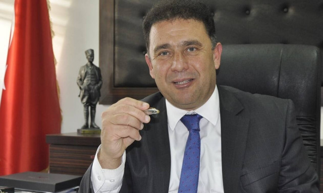 Συνωμοσία βλέπει ο «πρωθυπουργός» του ψευδοκράτους μετά τη διαρροή του ροζ βίντεο