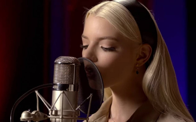 Άνια Τέιλορ-Τζοι