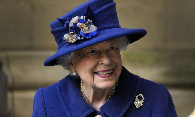 H βασίλισσα Ελισάβετ