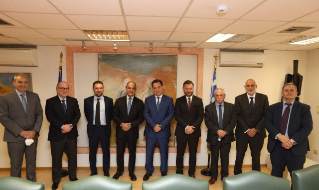 Ναυπηγεία Ελευσίνας: Επίσημο ενδιαφέρον της ιταλικής Fincantieri