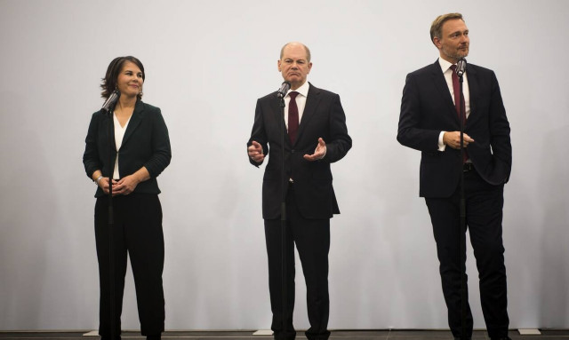 Γερμανία: Ξεκινούν οι επίσημες διαπραγματεύσεις για τον σχηματισμό νέας κυβέρνησης συνασπισμού