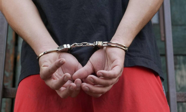 Φρικτή υπόθεση στη Ρόδο: Έστελνε σε 12χρονη χυδαία σεξουαλικά μηνύματα στο Facebook