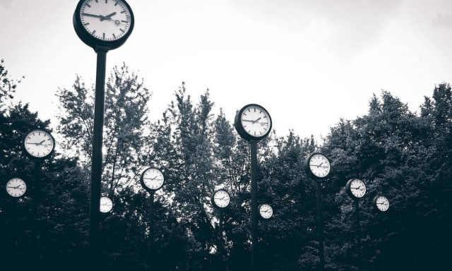 Αλλαγή ώρας: Κάθε φορά είναι και η... τελευταία - Τα 60 κερδισμένα λεπτά και το «σοκ» του οργανισμού