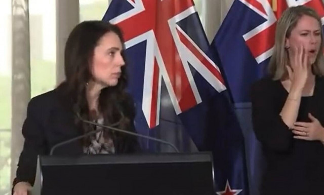 Νέα Ζηλανδία: Η στιγμή που χτυπά ο σεισμός των 5,9 Ρίχτερ και η πρωθυπουργός είναι on air