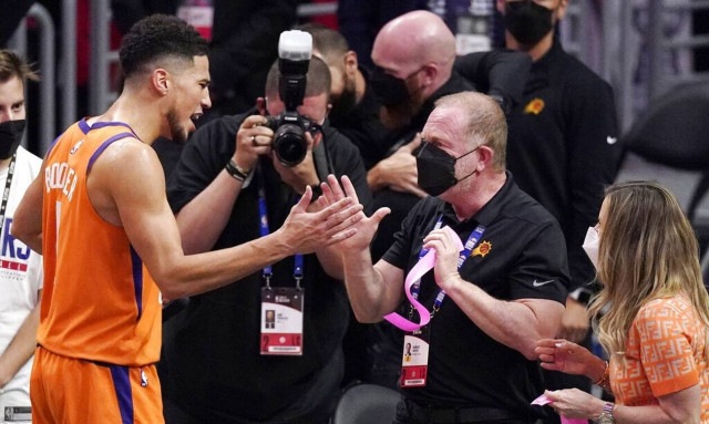 Σάλος στο ΝΒΑ: Αποβάλλεται ο ιδιοκτήτης των Σανς - Κατηγορίες για σεξουαλική παρενόχληση, ρατσισμό