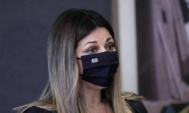 Ζαχαράκη για τουρισμό: Τον Αύγουστο πετύχαμε περίπου το 75,8% των εσόδων του 2019