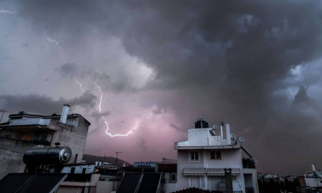 Καιρός: Προσοχή! Ραγδαία επιδείνωση την Κυριακή - Ποιες περιοχές θα πλήξει η κακοκαιρία