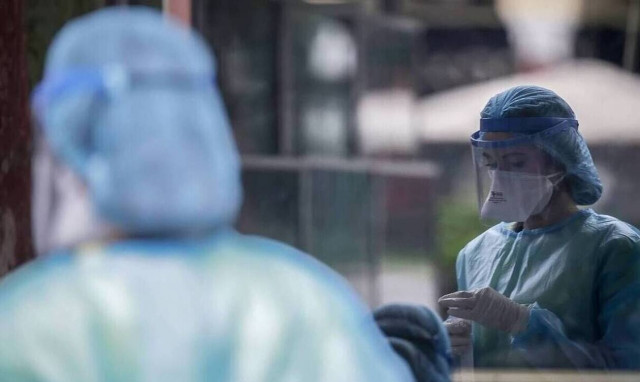 Λινού στο Newsbomb.gr: Είμαστε μπροστά σε ένα νέο κύμα - Αύξηση κρουσμάτων τους επόμενους μήνες