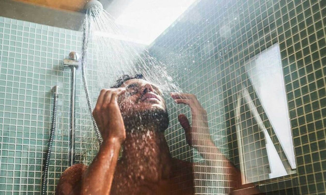 Κι όμως τα κρύα ντους θα σου σώσουν την ζωή